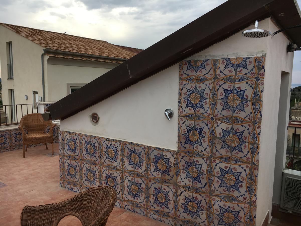 Апартаменты Maison De Charme Iommella Сант'Анджелло Экстерьер фото